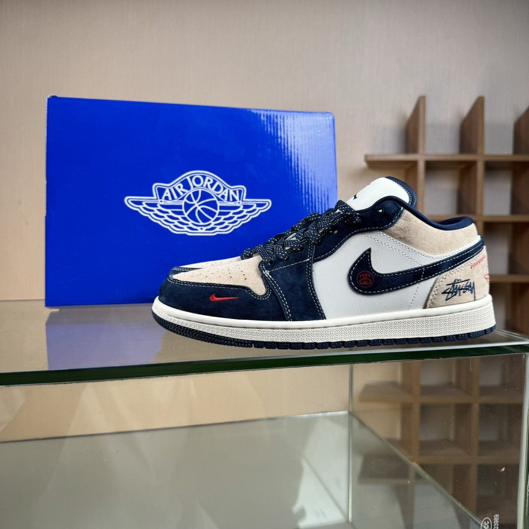 Nike Jordan Air Jordan 1 x Stussy 蓝棕白小勾满天星 LR8888-015-莆田鞋,莆田鞋货源,高仿鞋,高仿鞋货源,安福档口,莆田高仿鞋,莆田鞋批发,高仿鞋批发,莆田高仿运动鞋,高仿运动鞋,莆田运动鞋 Nike Jordan Air Jordan 1 x Stussy 蓝棕白小勾满天星 LR8888-015