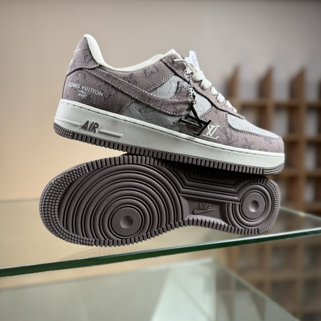 Nike Air Force 1 Low 07 x Louis Vuitton 棕灰牛仔 YF9511-821-莆田鞋,莆田鞋货源,高仿鞋,高仿鞋货源,安福档口,莆田高仿鞋,莆田鞋批发,高仿鞋批发,莆田高仿运动鞋,高仿运动鞋,莆田运动鞋 Nike Air Force 1 Low 07 x Louis Vuitton 棕灰牛仔 YF9511-821