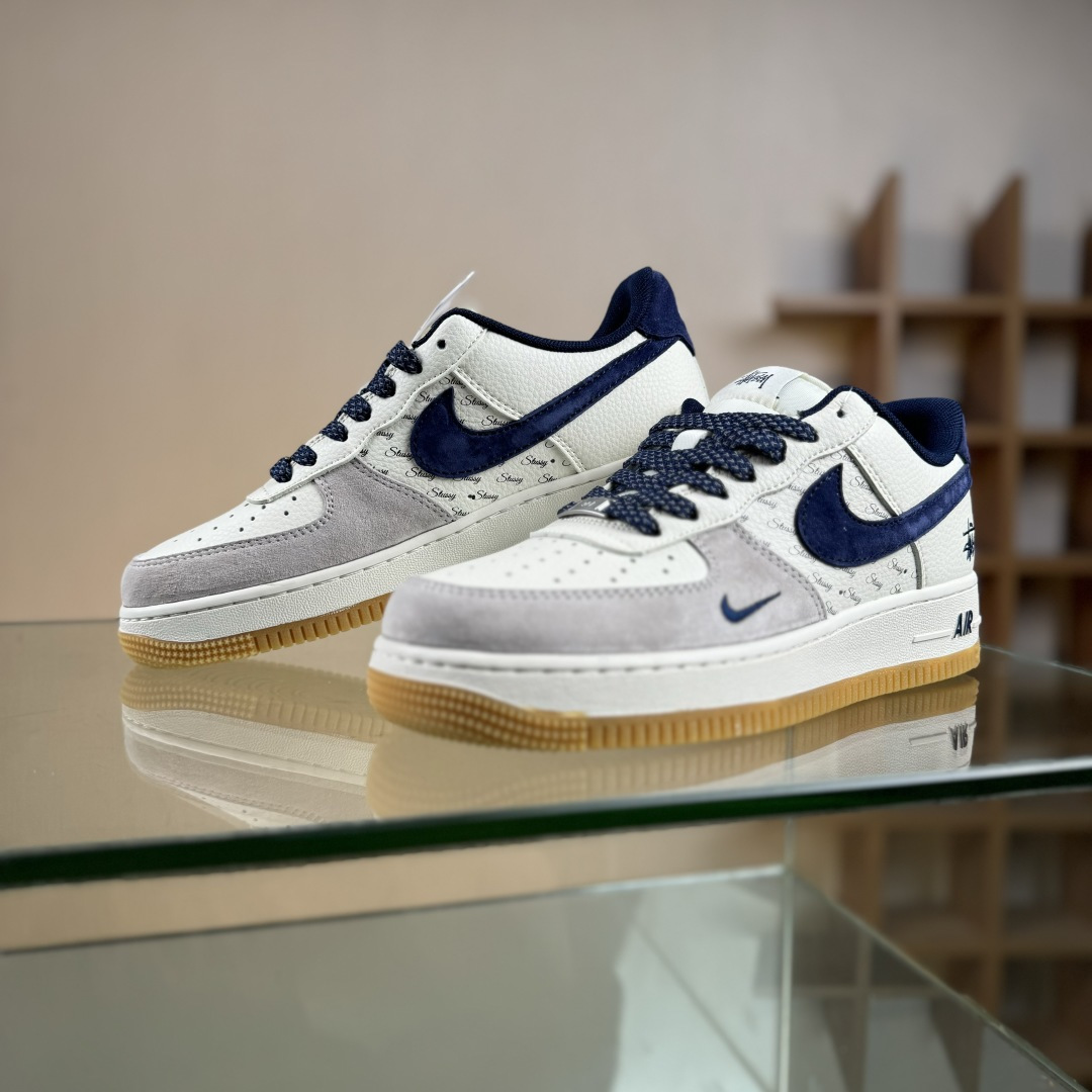 Nike Air Force 1 Low 07 x Stussy 灰白蓝小勾满天星 JS8028-016-莆田鞋,莆田鞋货源,高仿鞋,高仿鞋货源,安福档口,莆田高仿鞋,莆田鞋批发,高仿鞋批发,莆田高仿运动鞋,高仿运动鞋,莆田运动鞋 Nike Air Force 1 Low 07 x Stussy 灰白蓝小勾满天星 JS8028-016