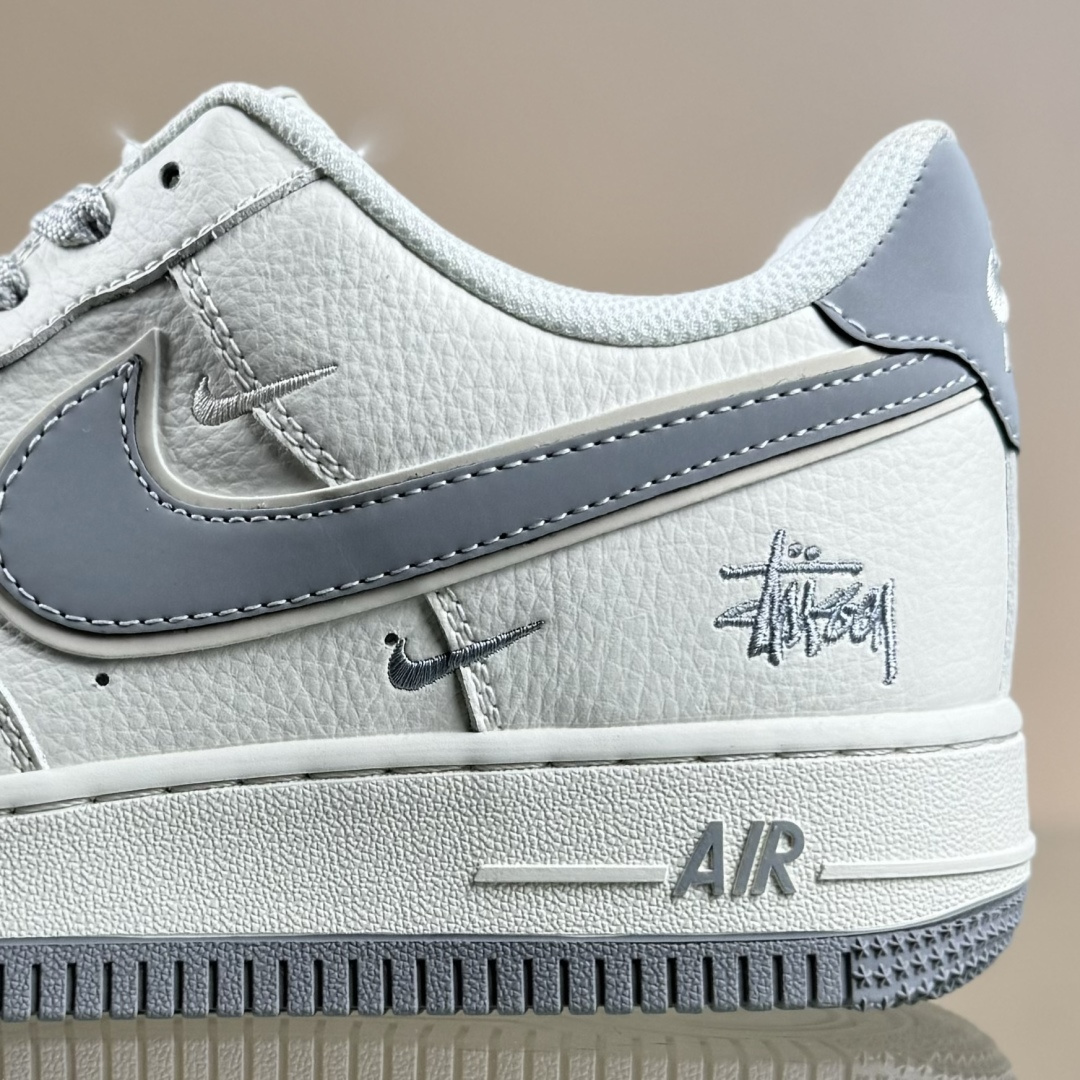 Nike Air Force 1 Low 07 x Stussy 白灰三小勾满天星 CS5288-040-莆田鞋,莆田鞋货源,高仿鞋,高仿鞋货源,安福档口,莆田高仿鞋,莆田鞋批发,高仿鞋批发,莆田高仿运动鞋,高仿运动鞋,莆田运动鞋 Nike Air Force 1 Low 07 x Stussy 白灰三小勾满天星 CS5288-040
