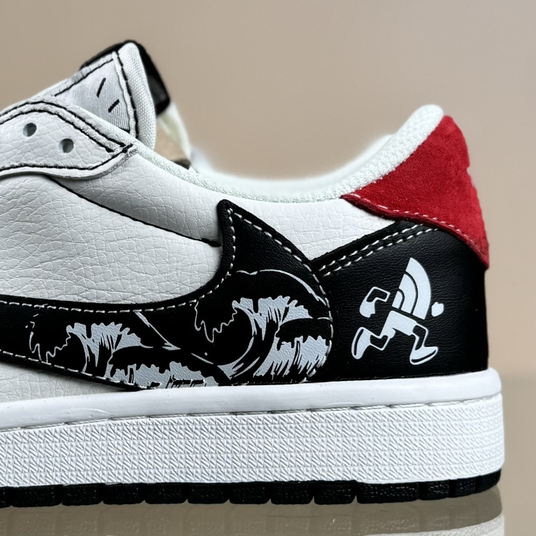 Travis Scott x Nike Air Jordan 1 Low x The North Face Air Jordan 1 Low 反转黑白小勾满天星倒钩 DZ5899-028-莆田鞋,莆田鞋货源,高仿鞋,高仿鞋货源,安福档口,莆田高仿鞋,莆田鞋批发,高仿鞋批发,莆田高仿运动鞋,高仿运动鞋,莆田运动鞋 Travis Scott x Nike Air Jordan 1 Low x The North Face Air Jordan 1 Low 反转黑白小勾满天星倒钩 DZ5899-028