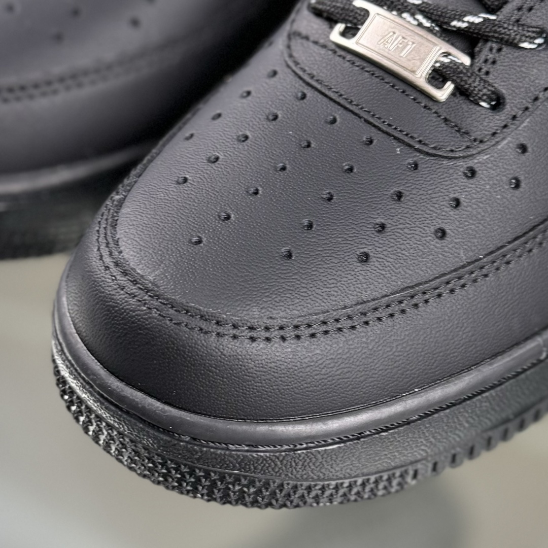 Nike Air Force 1 Low 07 黑骑士 黑银 ZH0316-125-莆田鞋,莆田鞋货源,高仿鞋,高仿鞋货源,安福档口,莆田高仿鞋,莆田鞋批发,高仿鞋批发,莆田高仿运动鞋,高仿运动鞋,莆田运动鞋 Nike Air Force 1 Low 07 黑骑士 黑银 ZH0316-125