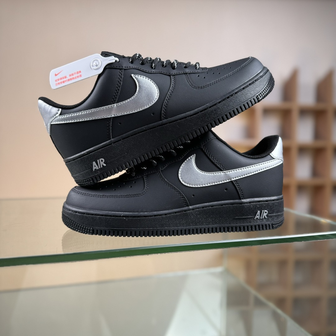 Nike Air Force 1 Low 07 黑骑士 黑银 ZH0316-125-莆田鞋,莆田鞋货源,高仿鞋,高仿鞋货源,安福档口,莆田高仿鞋,莆田鞋批发,高仿鞋批发,莆田高仿运动鞋,高仿运动鞋,莆田运动鞋 Nike Air Force 1 Low 07 黑骑士 黑银 ZH0316-125