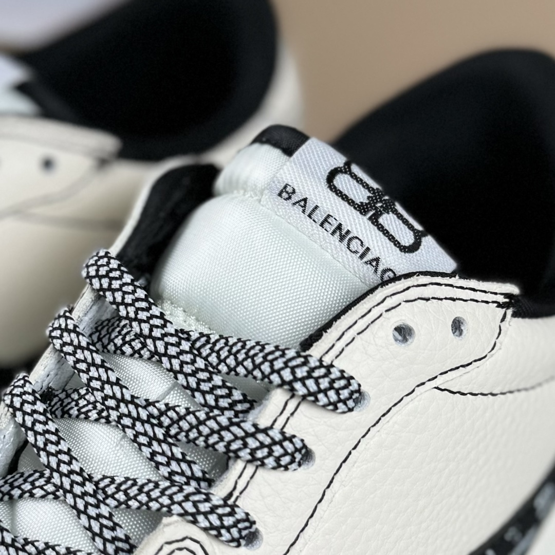 Travis Scott x Nike Air Jordan 1 Low x Balenciaga Air Jordan 1 Low 反转米黑小勾满天星倒钩 DS2025-002-莆田鞋,莆田鞋货源,高仿鞋,高仿鞋货源,安福档口,莆田高仿鞋,莆田鞋批发,高仿鞋批发,莆田高仿运动鞋,高仿运动鞋,莆田运动鞋 Travis Scott x Nike Air Jordan 1 Low x Balenciaga Air Jordan 1 Low 反转米黑小勾满天星倒钩 DS2025-002