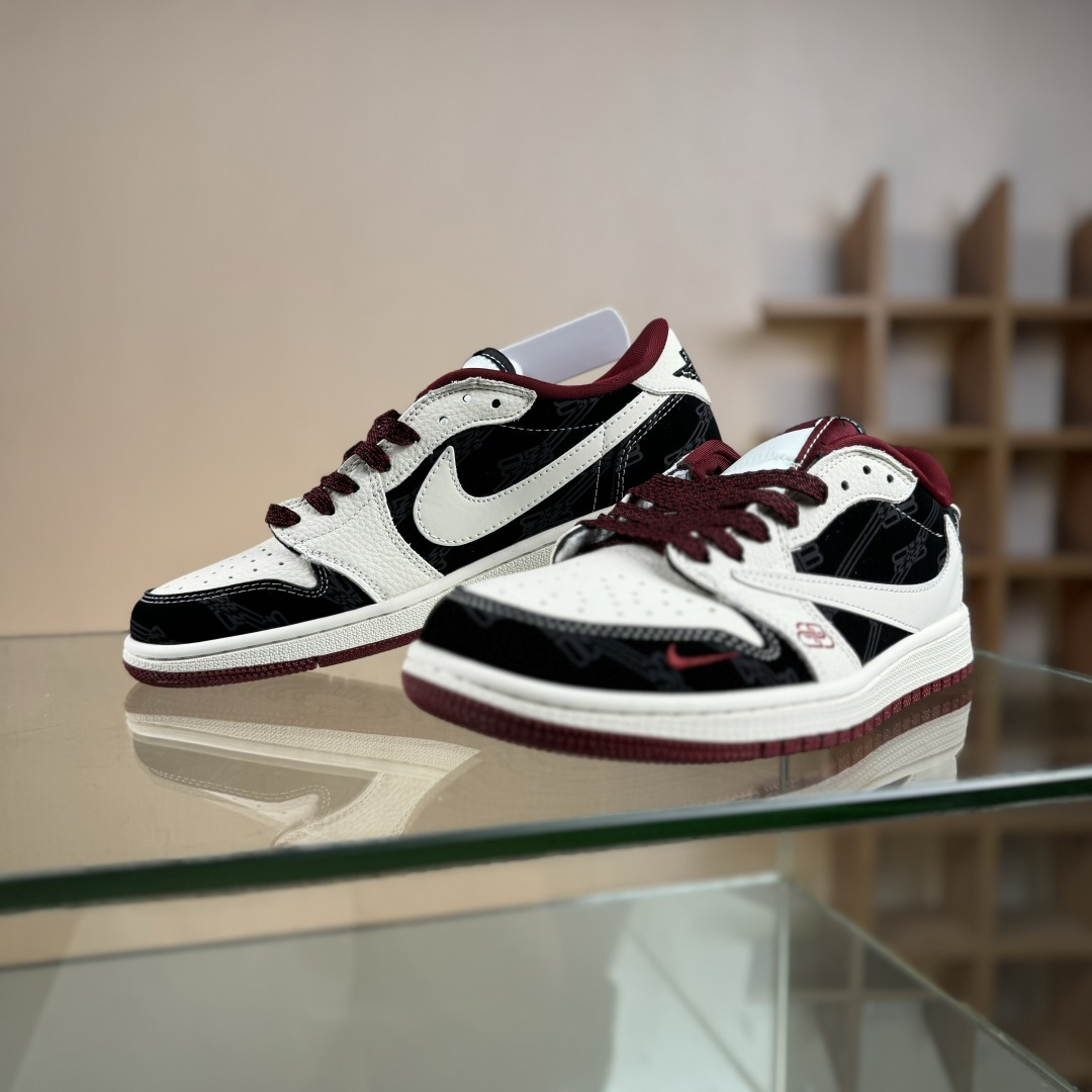 Travis Scott x Fragment Design x Jordan Air Jordan 1 Low SP “棕底白黑” XS2025-079-莆田鞋,莆田鞋货源,高仿鞋,高仿鞋货源,安福档口,莆田高仿鞋,莆田鞋批发,高仿鞋批发,莆田高仿运动鞋,高仿运动鞋,莆田运动鞋 Travis Scott x Fragment Design x Jordan Air Jordan 1 Low SP “棕底白黑” XS2025-079