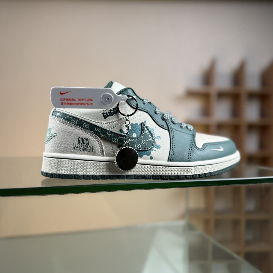 Nike Jordan Air Jordan 1 x GUCCI 绿白小勾满天星 QD1988-004