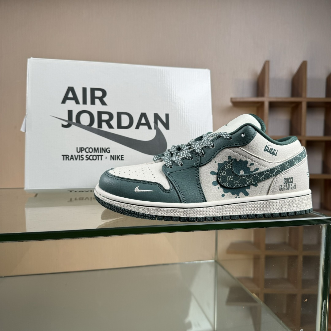 Nike Jordan Air Jordan 1 x GUCCI 绿白小勾满天星 QD1988-004