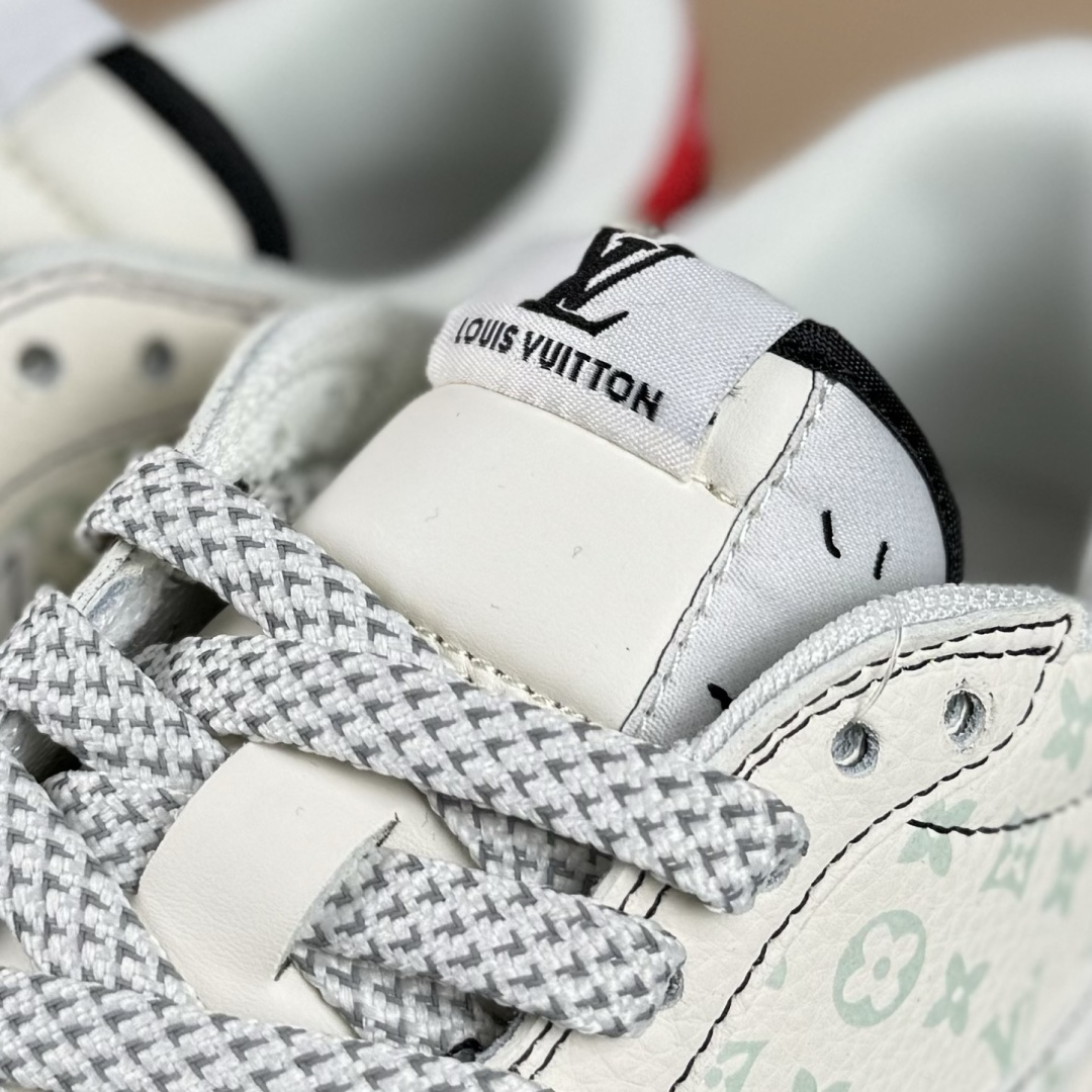 Travis Scott x Nike Air Jordan 1 Low x Louis Vuitton Air Jordan 1 Low 反转黑白牛仔满天星倒钩 CX5050-Y28 Travis Scott x Nike Air Jordan 1 Low x Louis Vuitton Air Jordan 1 Low 反转黑白牛仔满天星倒钩 CX5050-Y28