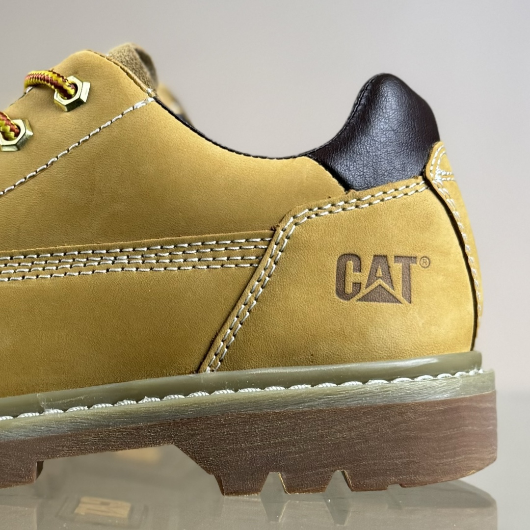 官网主推CAT卡特秋冬新款男士户外运动舒适出行防滑轻便满帮休闲鞋低帮短靴