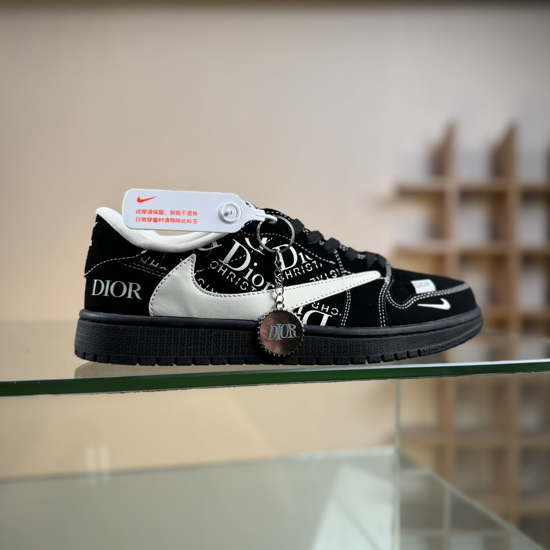 Travis Scott x Nike Air Jordan 1 Low x DIOR Air Jordan 1 Low 反转黑白小勾倒钩 LD2025-036