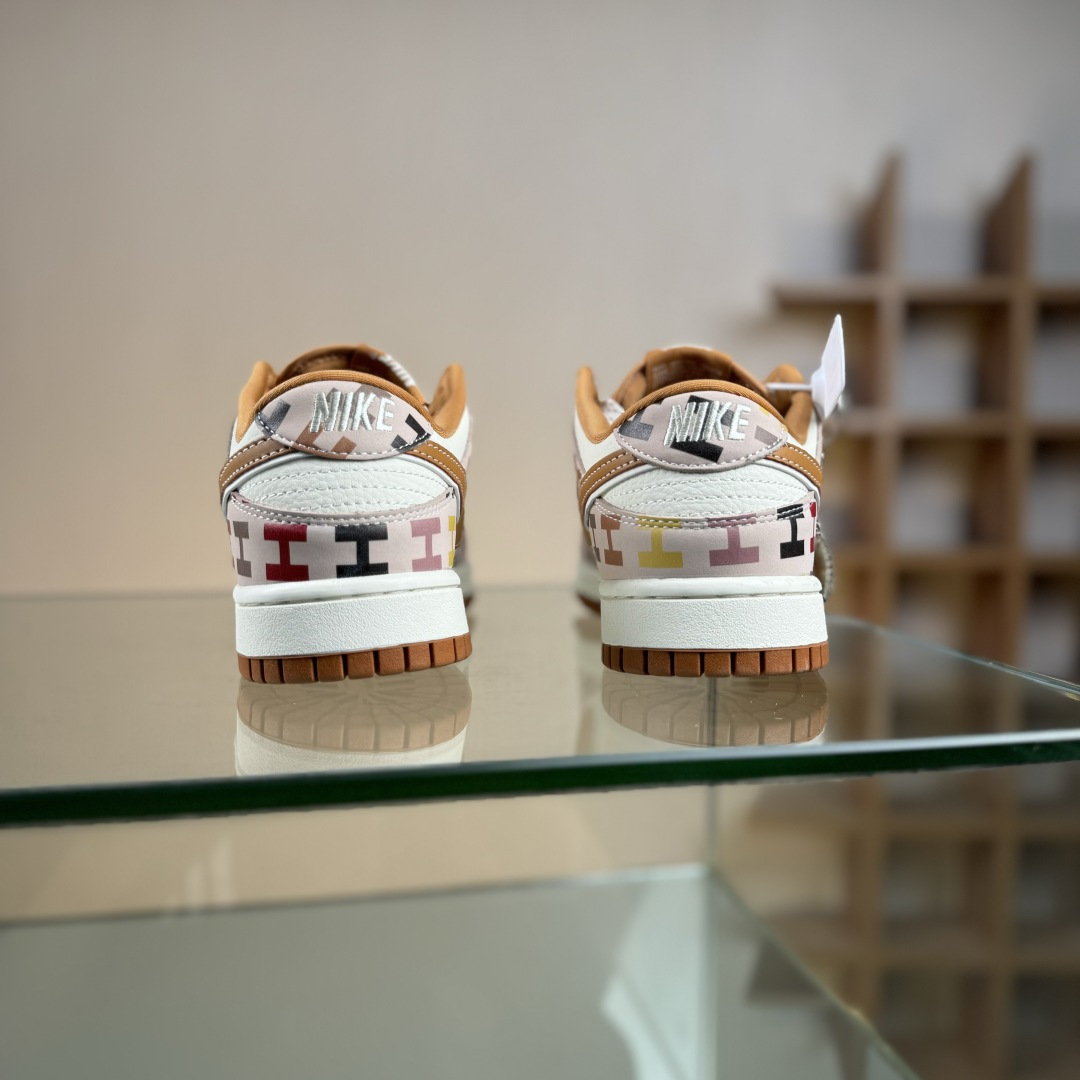 Nike SB Dunk Low x GUCCI 米棕满天星 SR8888-012