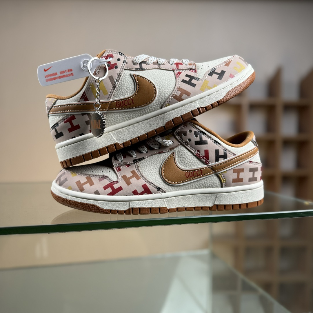 Nike SB Dunk Low x GUCCI 米棕满天星 SR8888-012