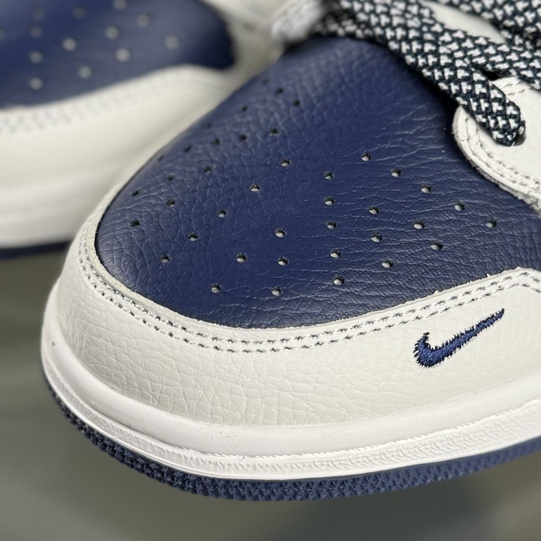 Travis Scott x Fragment Design x Jordan Air Jordan 1 Low SP “克罗心联名——缝线勾” DZ5899-030