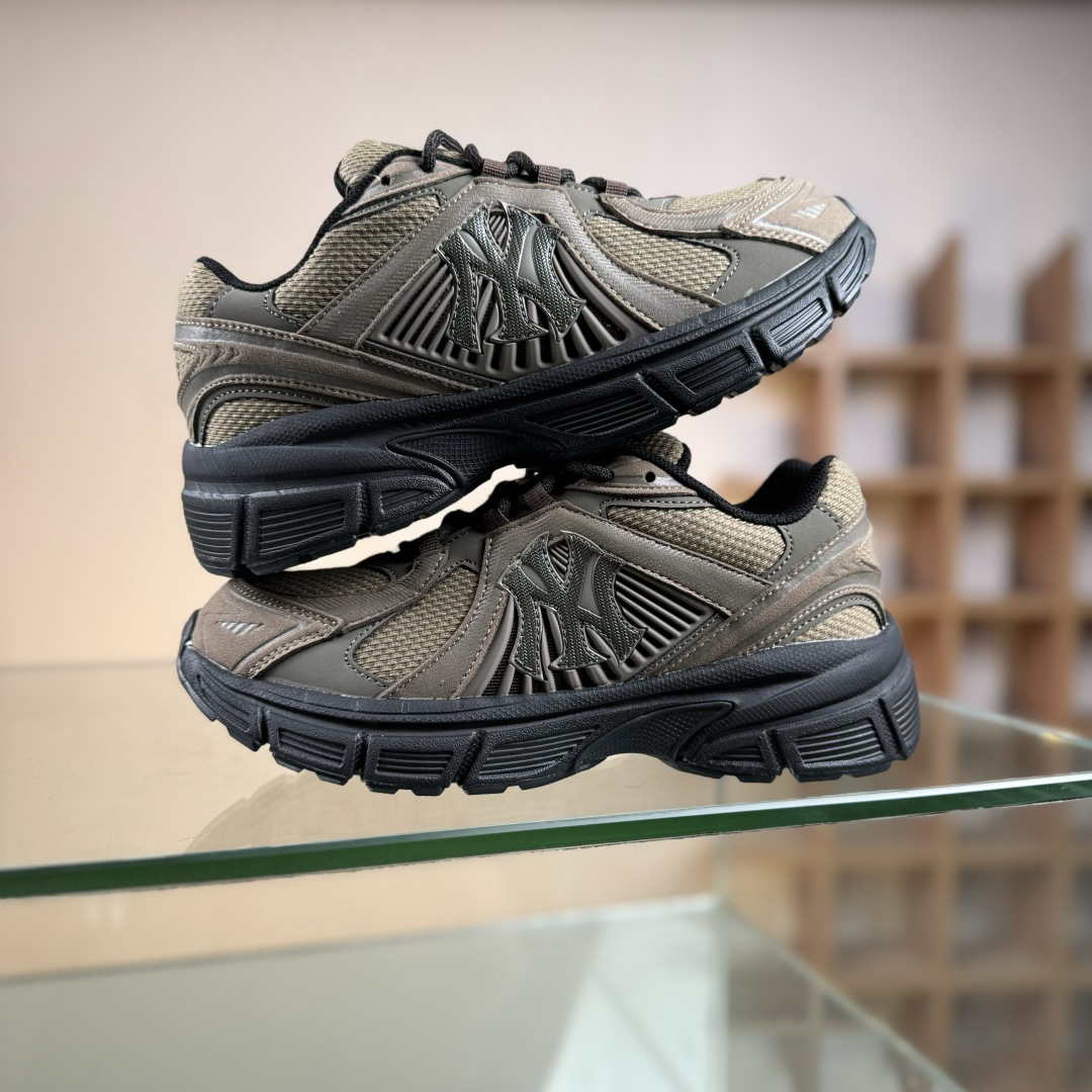 190 NY MLB Trophy Runner 纽约洋基队魔术贴 轻量增高厚底休闲运动鞋 3ARNR025N50BRS