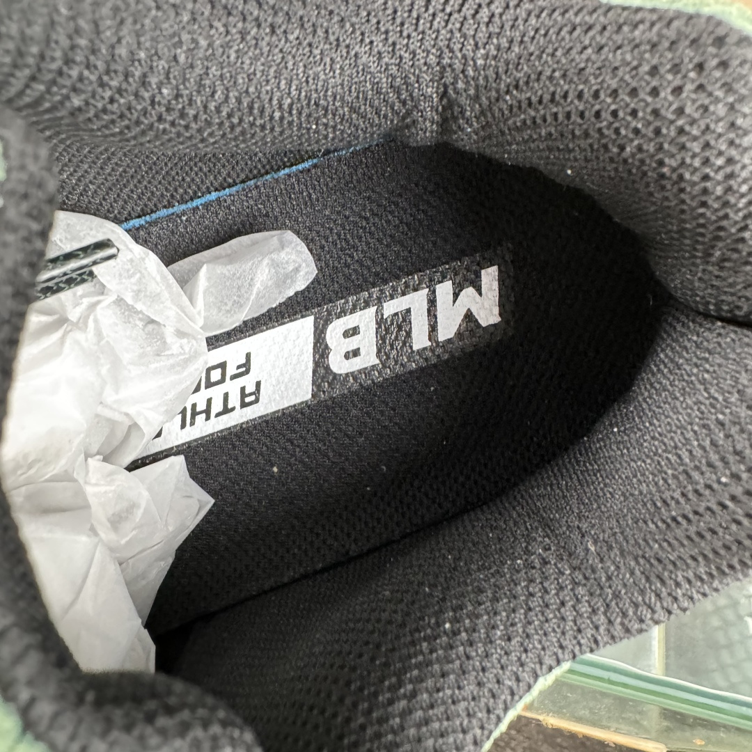 NY MLB Trophy Runner 纽约洋基队魔术贴 轻量增高厚底休闲运动鞋 3ARNR025N50KAM