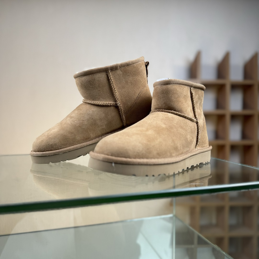 UGG Classic Ultra Mini 周冬雨同款羊毛一体迷你中筒靴 1116109栗色