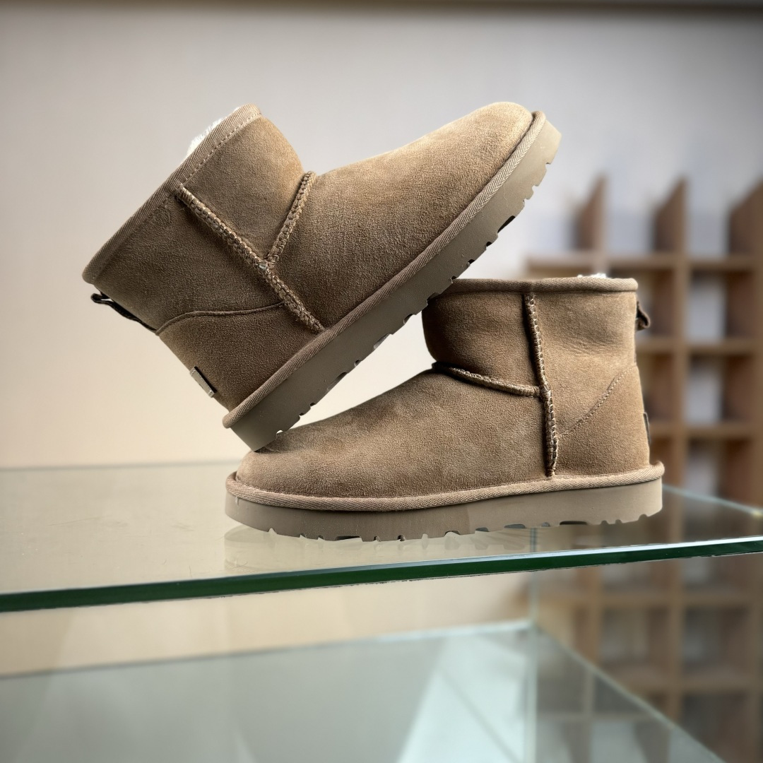 UGG Classic Ultra Mini 周冬雨同款羊毛一体迷你中筒靴 1116109栗色