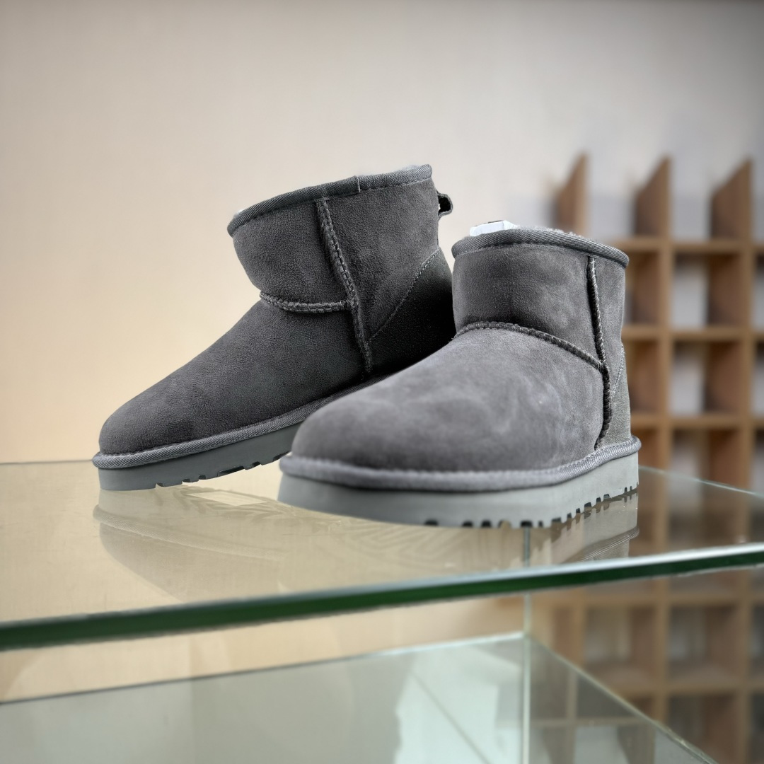UGG Classic Ultra Mini 周冬雨同款羊毛一体迷你中筒靴 1116109灰色