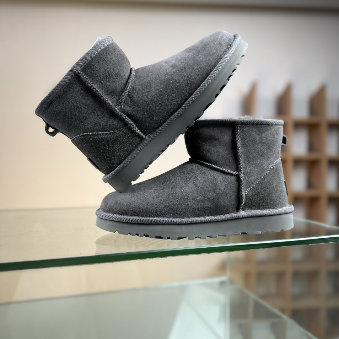UGG Classic Ultra Mini 周冬雨同款羊毛一体迷你中筒靴 1116109灰色
