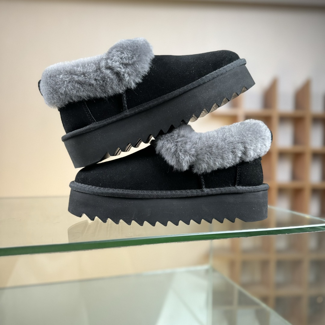 UGG Nita Platform 妮塔厚底款牛剖层革雪地靴 1166733-High Quatity Cheap Brand wholesale wholesaler seller Clothes Bags handbags Sneakers Top Fashion Clothing Shoes from China Factory Chinese suppliers best Quality Beautiful Price UGG Nita Platform 妮塔厚底款牛剖层革雪地靴 1166733
