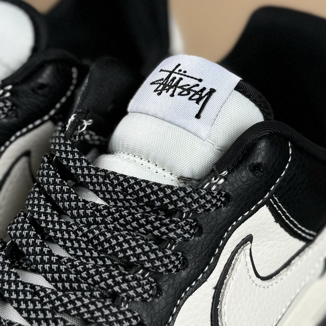 260 Nike Air Force 1'07 Low 斯图西联名 经典黑白熊猫 空军一号低帮休闲板鞋 DD1982-318