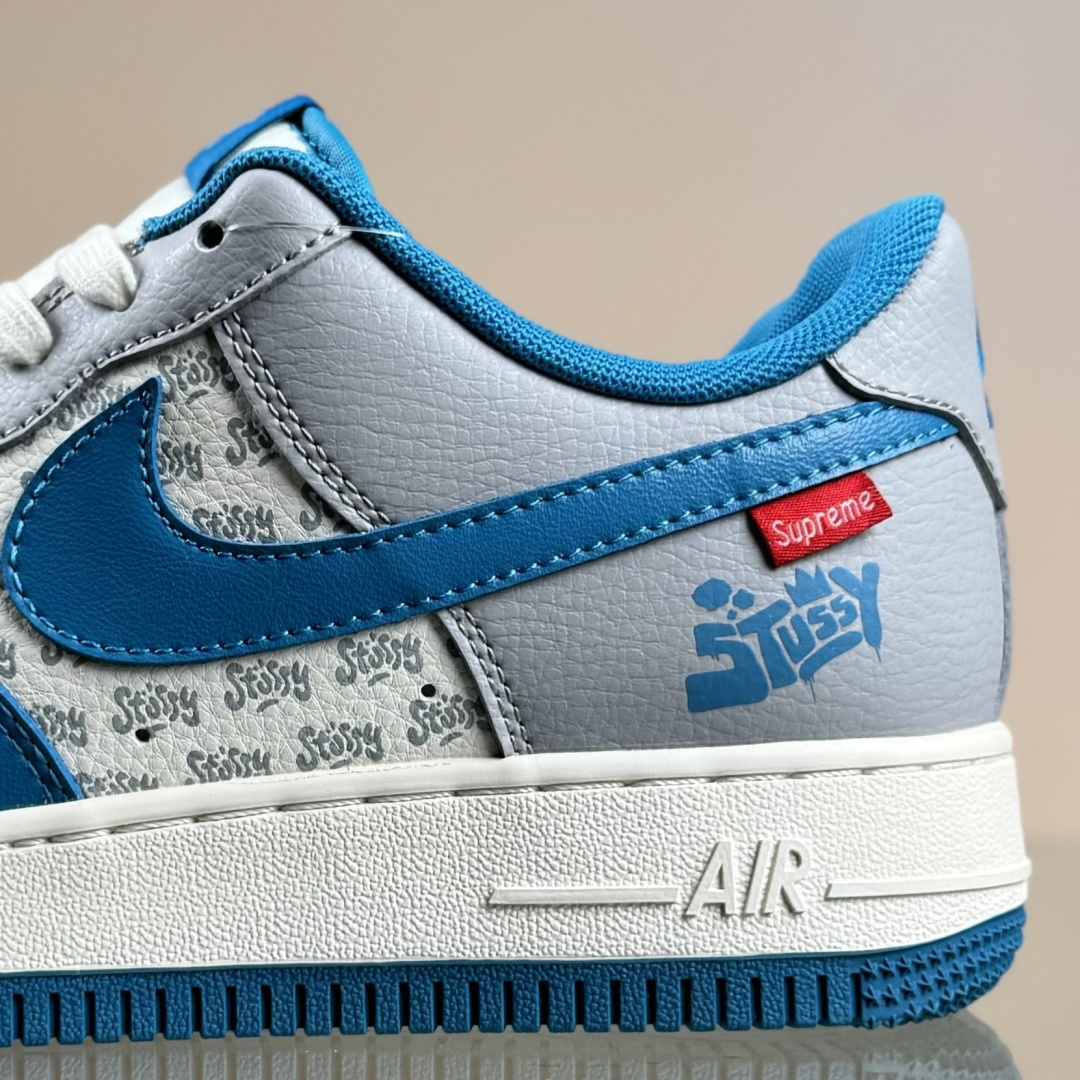 260 Nike Air Force 1'07 Low 斯图西联名 奶白蓝灰 空军一号低帮休闲板鞋 XD2588-607