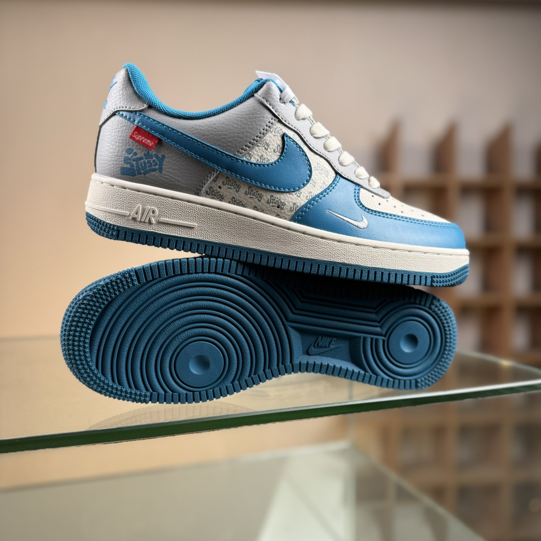 260 Nike Air Force 1'07 Low 斯图西联名 奶白蓝灰 空军一号低帮休闲板鞋 XD2588-607