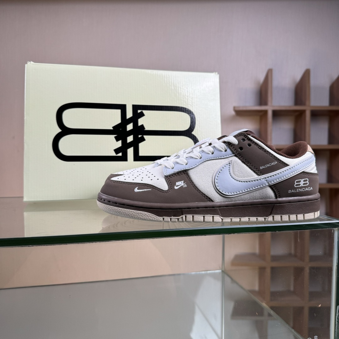 200 高端定制Nike SB Dunk Low 巴黎世家联名--- 帆布灰灰褐 高端定制 低帮休闲板鞋 XD1588-201