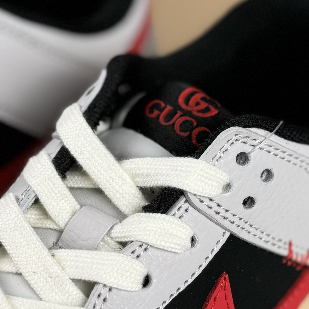 200 高端定制Nike SB Dunk Low 古驰联名— 灰黑红 高端定制 低帮休闲板鞋 XD1588-206