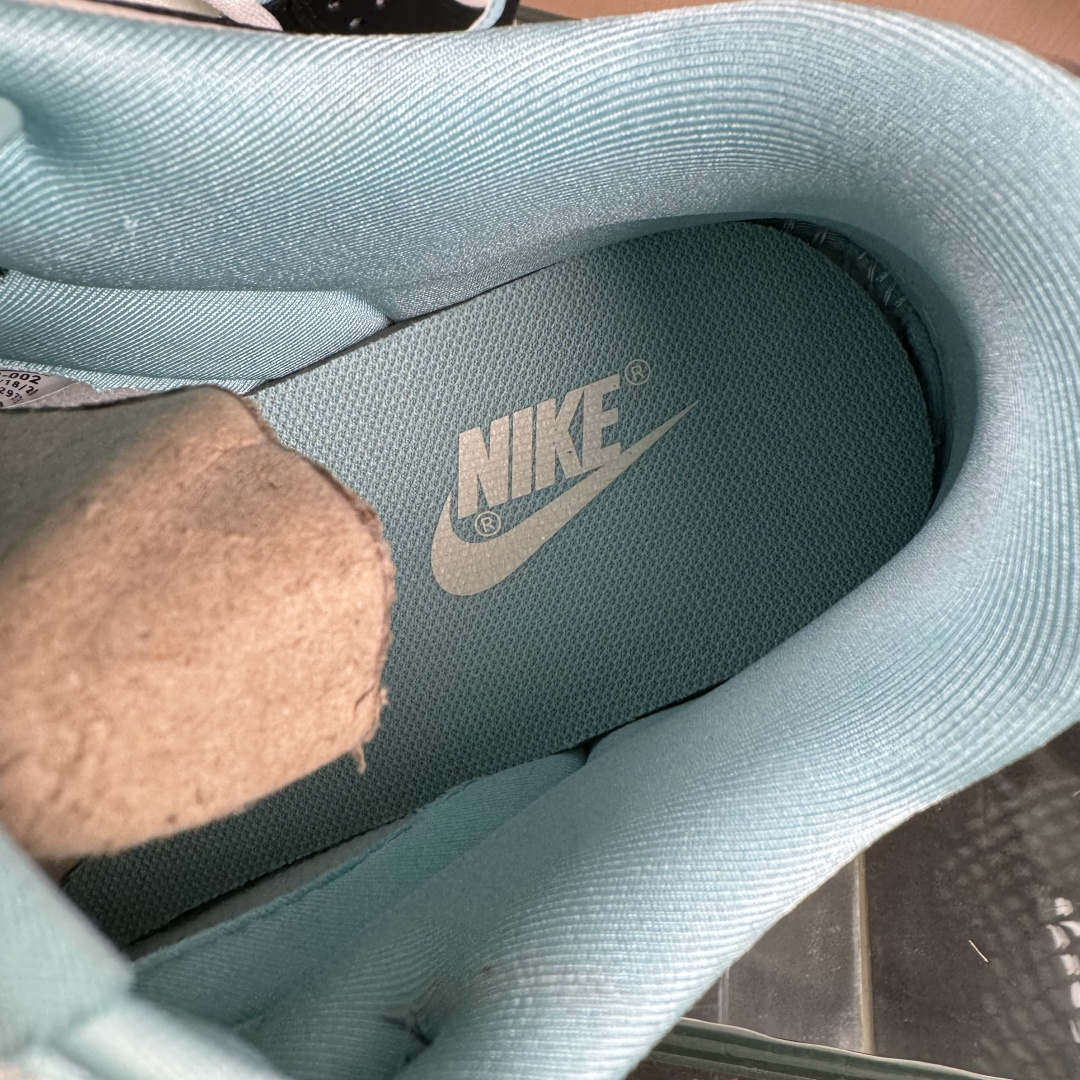 280 Nike SB Dunk Low x BAPE 蓝白小勾 SJ8888-002