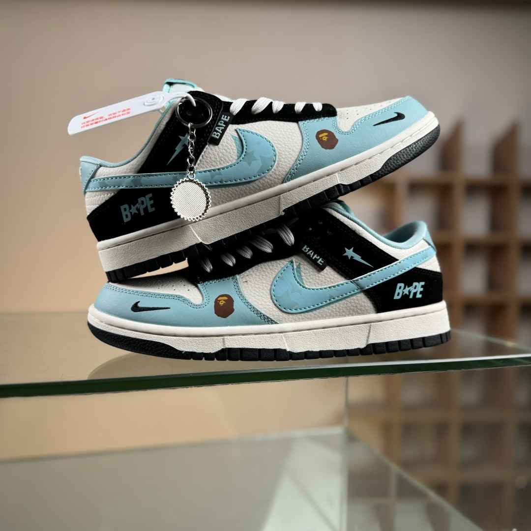 280 Nike SB Dunk Low x BAPE 蓝白小勾 SJ8888-002