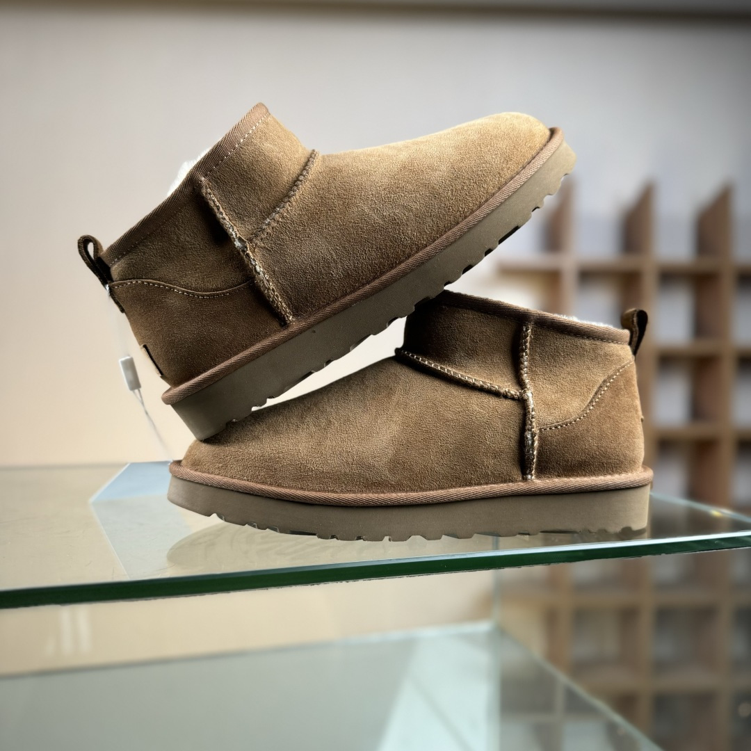 260 全网最齐ugg130+配色市售顶级版本 UGGMini薄底黑色短筒1.5cm书爆款 广州外贸大厂生产鞋头到鞋垫真羊皮毛