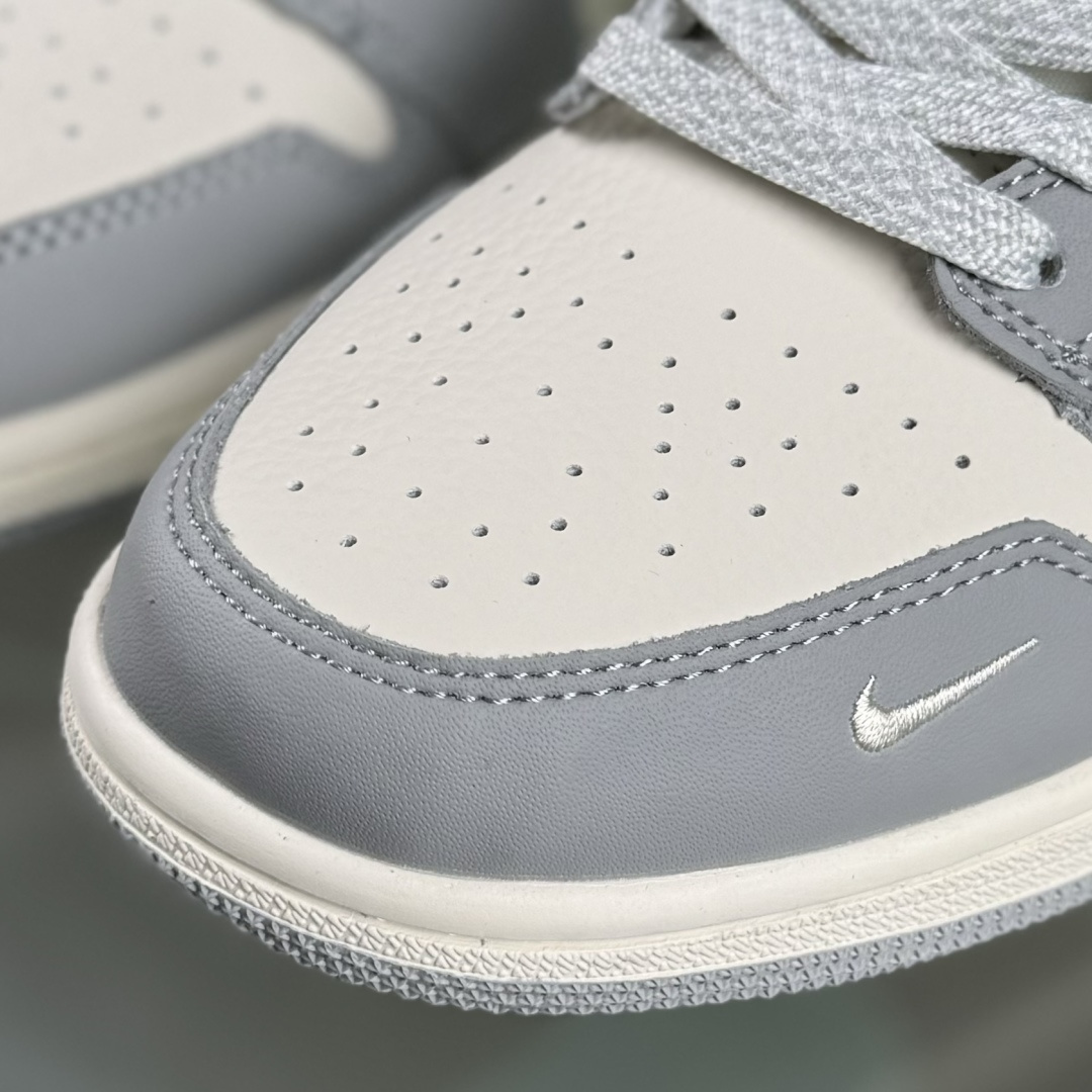 280 Nike Jordan Air Jordan 1 x Stussy 灰白小勾 QD1988-006