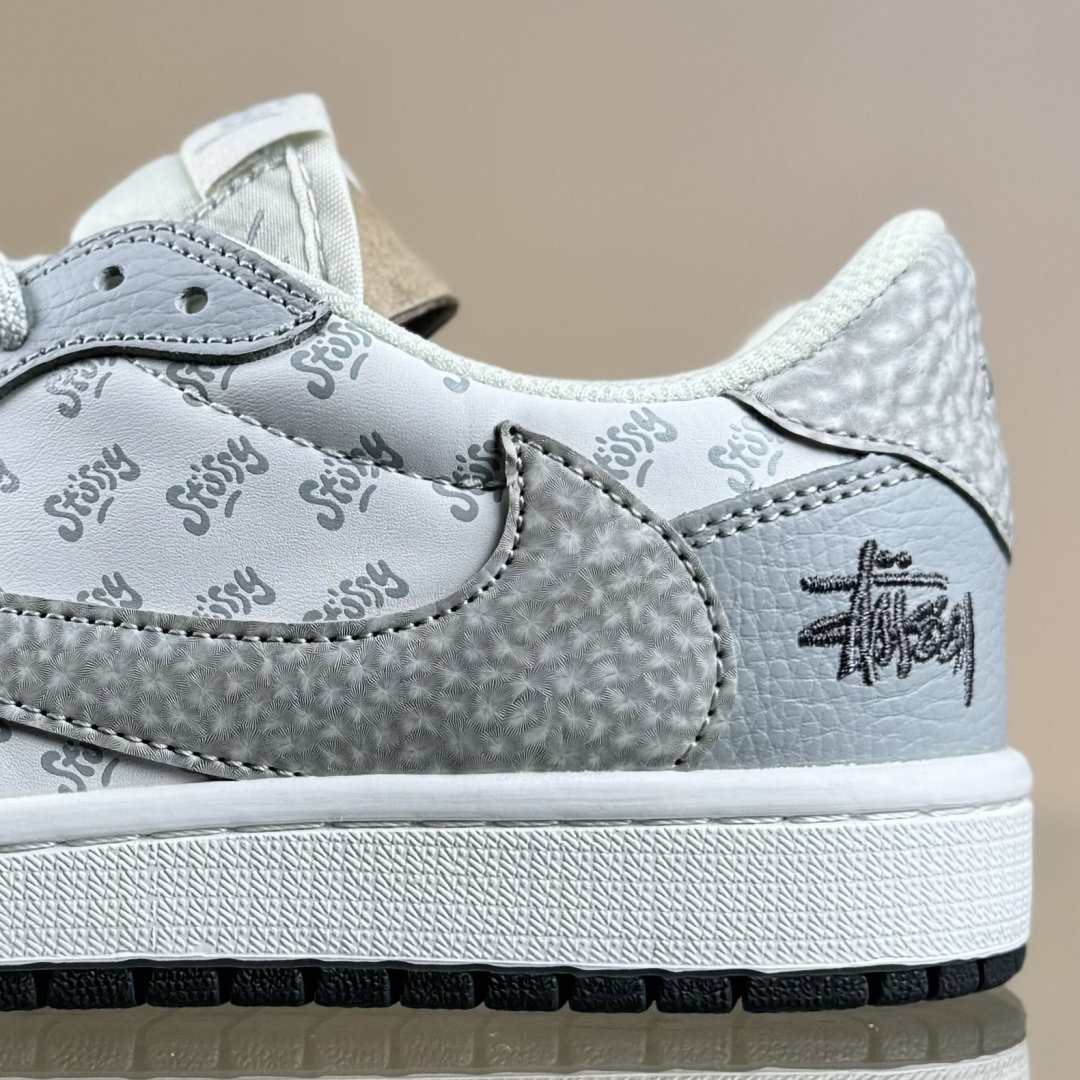 280 Travis Scott x Fragment Design x Air Jordan 1 Low SP AJ1 乔1斯图西联名 浅灰印花 低帮文化休闲板鞋 DZ5899-026
