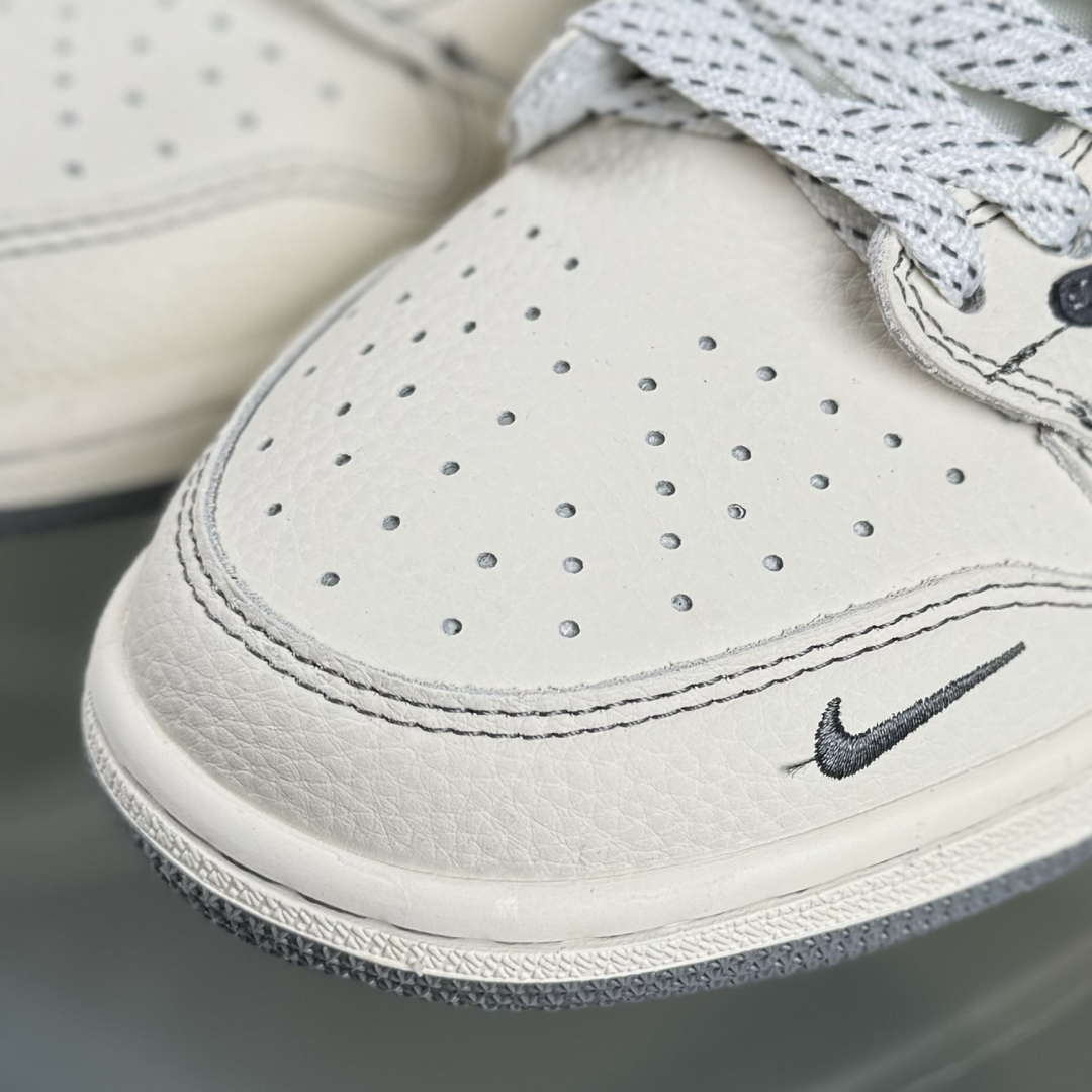 Travis Scott x Nike Air Jordan 1 Low x HIPANDA Air Jordan 1 Low 反转白黑方格小勾满天星倒钩 XD1979-001