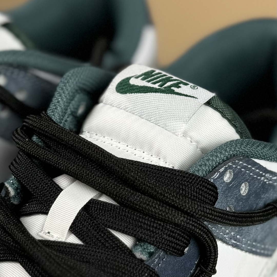 280 Nike SB Dunk Low 绑带 周年高端定制 低帮休闲板鞋 DV0833-111