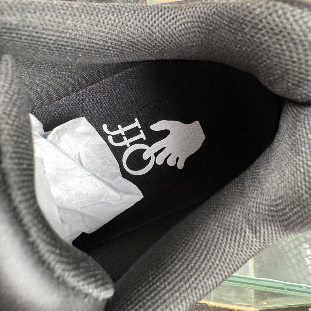 350 Off-White Out Of Office 低帮时尚板鞋 黑字Logo