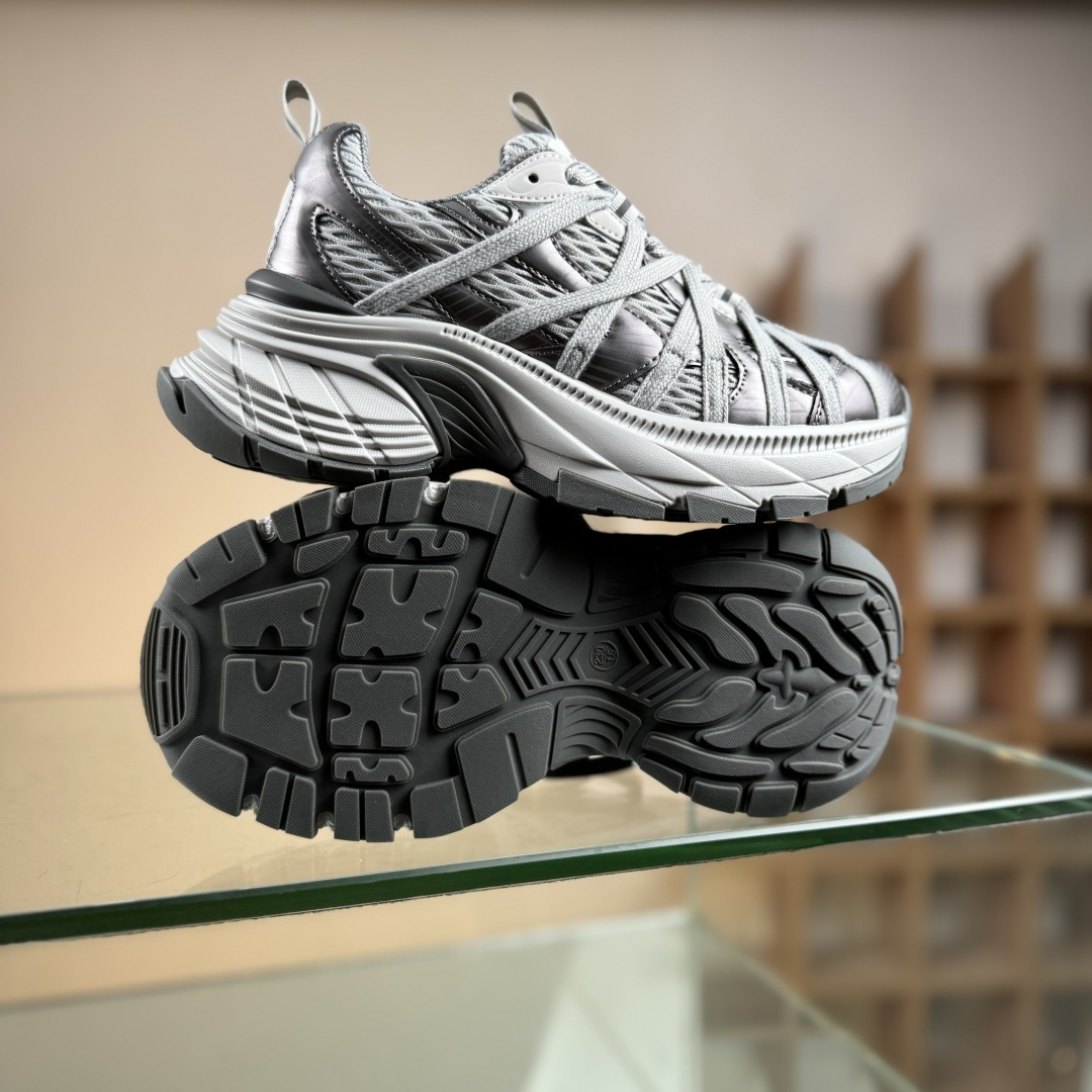 220 新晋潮流鞋靴品牌GGCC秋冬新款 张艺凡同款 GG-CC 2025 极客星球 8cm厚底增高 复古百搭捆绑 老爹鞋 G25Y8601