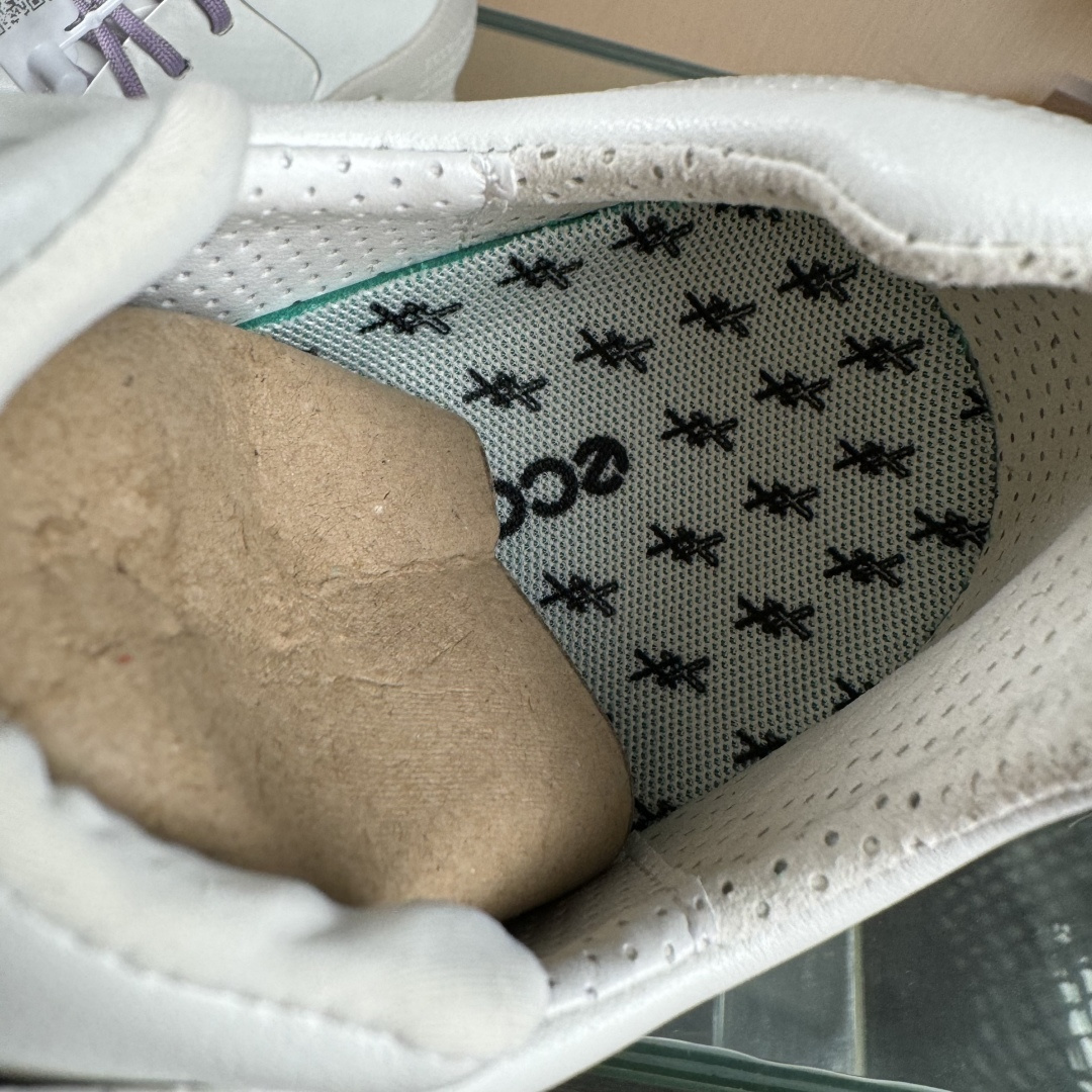 280 ecco爱步 Biom C 头层牛皮 户外 舒适百搭 系带低帮 生活休闲鞋 女款 白粉色