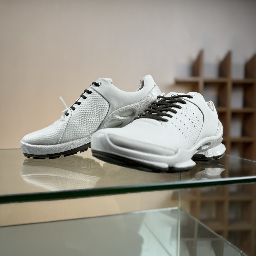 280 Ecco 2024爱步 15周年经典 #经典和现代工艺品质融合 精选小牛皮面料 百搭休闲老爹鞋