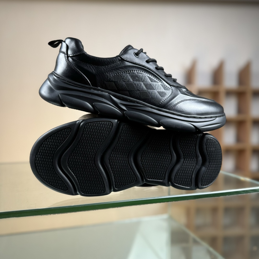 300 ECCO/爱步 经典爆款 健步系列 休闲运动跑鞋/休闲鞋