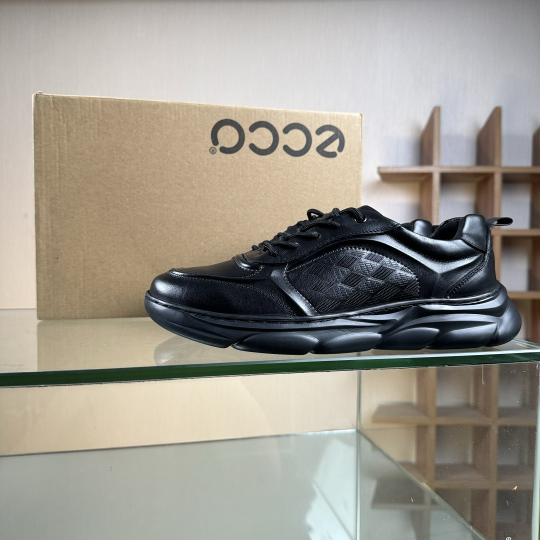 300 ECCO/爱步 经典爆款 健步系列 休闲运动跑鞋/休闲鞋