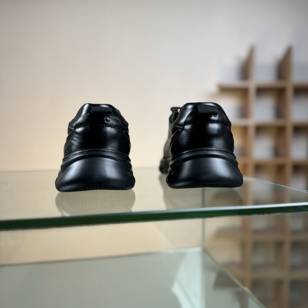 300 ECCO/爱步 经典爆款 健步系列 休闲运动跑鞋/休闲鞋