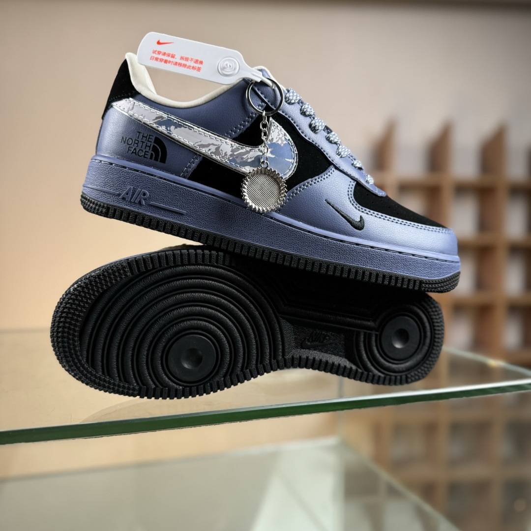 260 Nike Air Force 1 Low 07 x The North Face 蓝黑小勾满天星 KJ1688-018