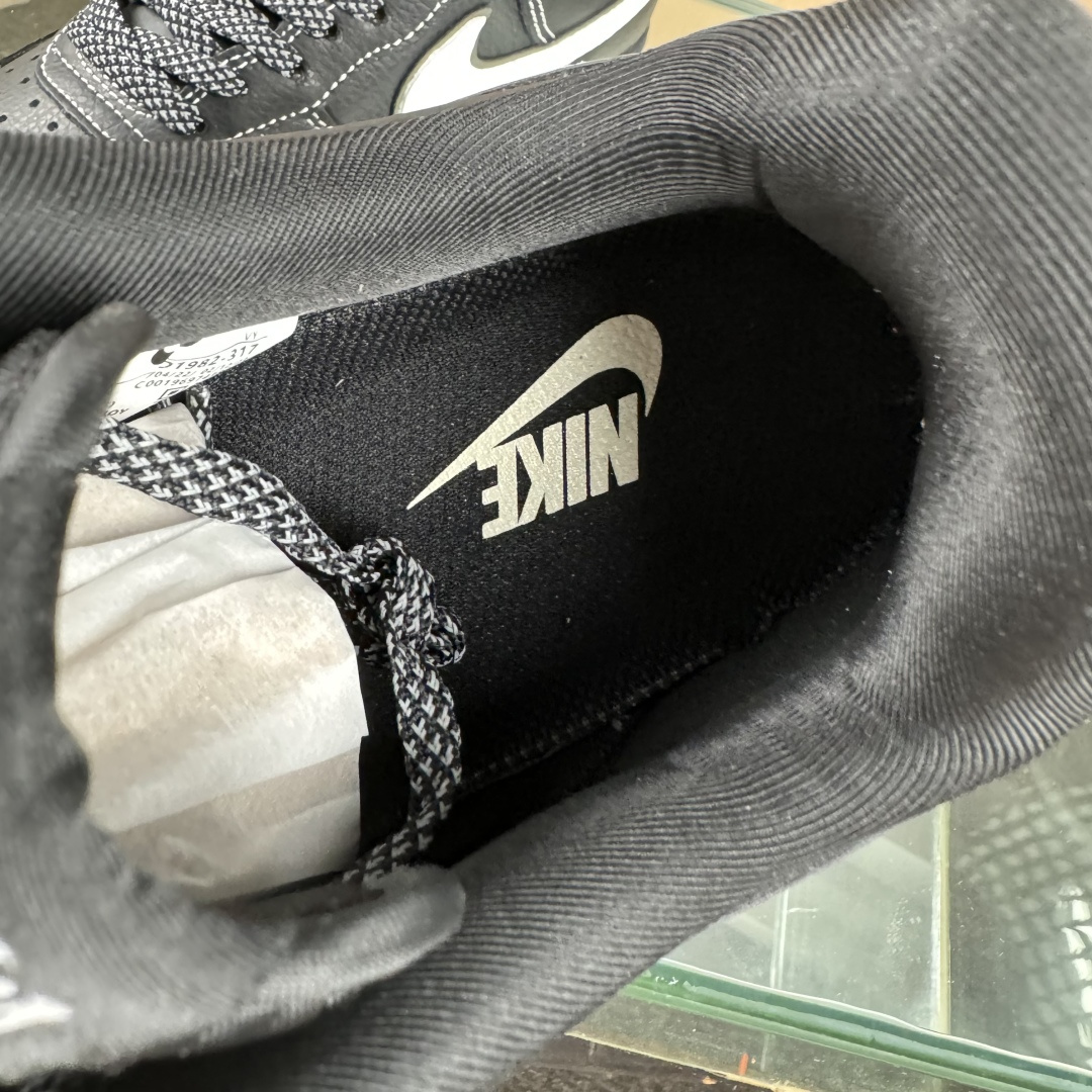 260 Nike Air Force 1 Low 07 x Stussy 黑白小勾满天星 DD1982-317