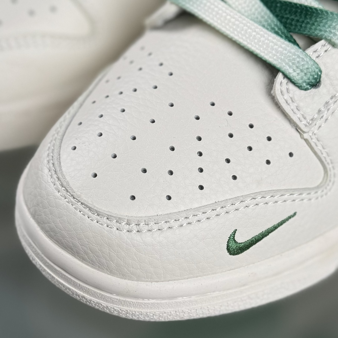 280 Nike SB Dunk Low NBA联名 凯尔特人 周年高端定制 低帮休闲板鞋 CS1688-106