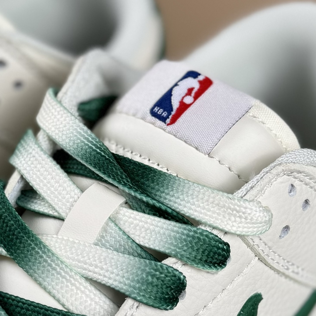 280 Nike SB Dunk Low NBA联名 凯尔特人 周年高端定制 低帮休闲板鞋 CS1688-106