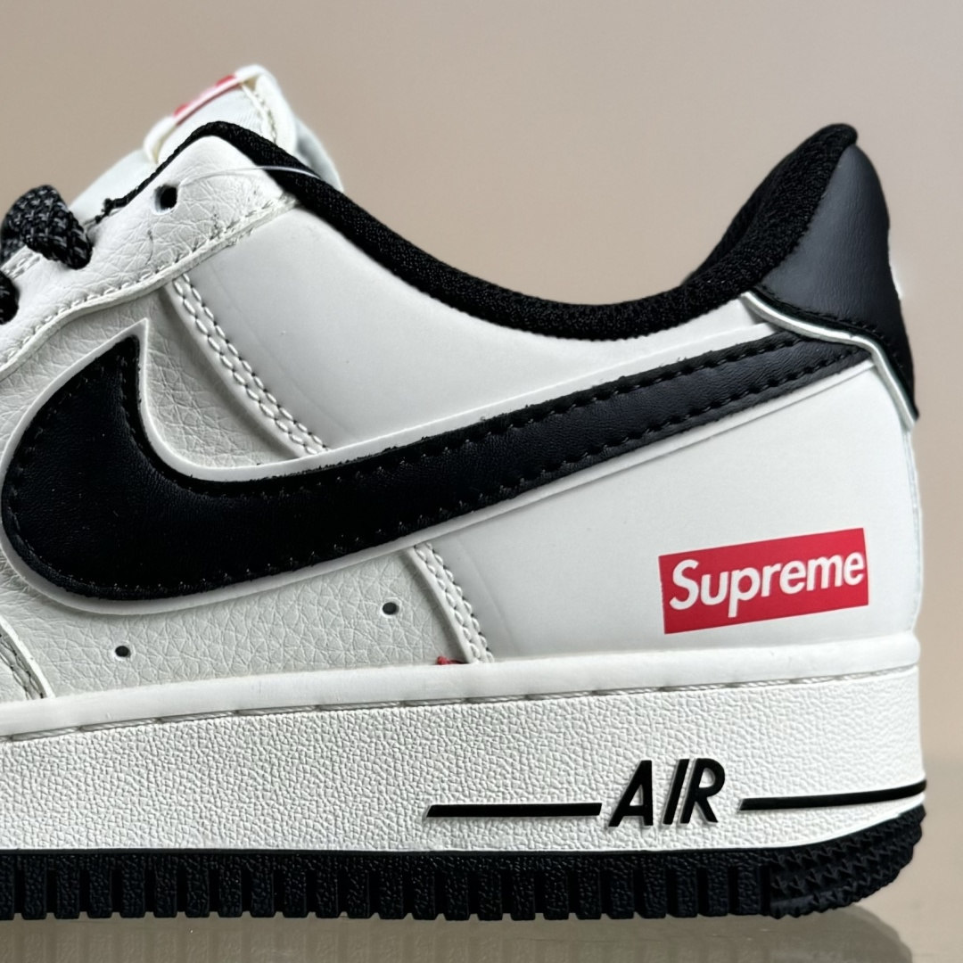 260 Nike Air Force 1'07 Low 联名 经典黑满天星 空军一号低帮休闲板鞋 JP8028-059