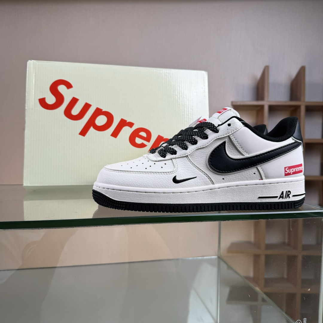 260 Nike Air Force 1'07 Low 联名 经典黑满天星 空军一号低帮休闲板鞋 JP8028-059