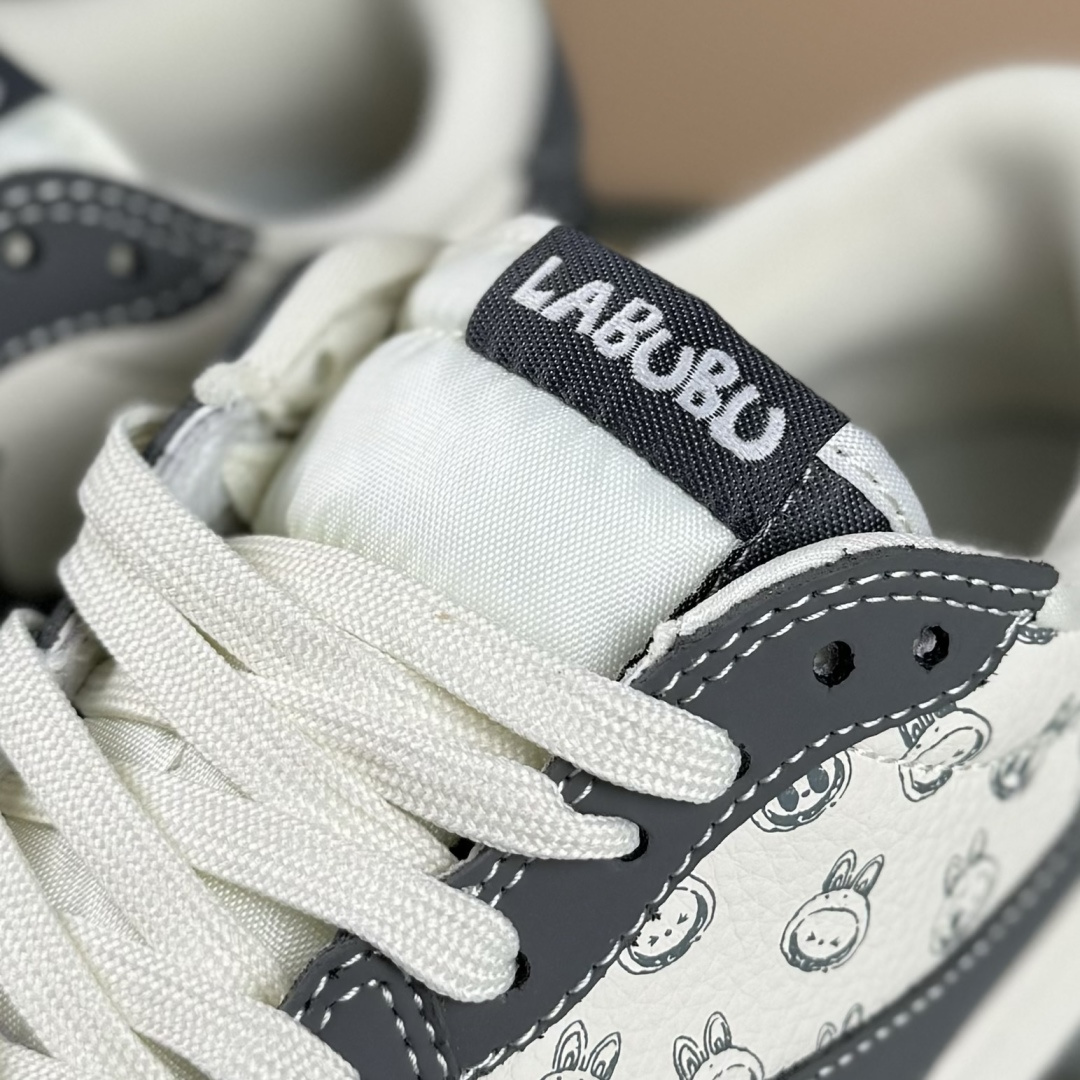 280 Travis Scott x Nike Air Jordan 1 Low x LABUBU Air Jordan 1 Low 反转灰白小勾拉布布倒钩 LD2028-055